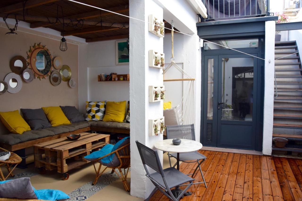 Le Petit Patio Bed and Breakfast Aigues-Mortes Eksteriør billede